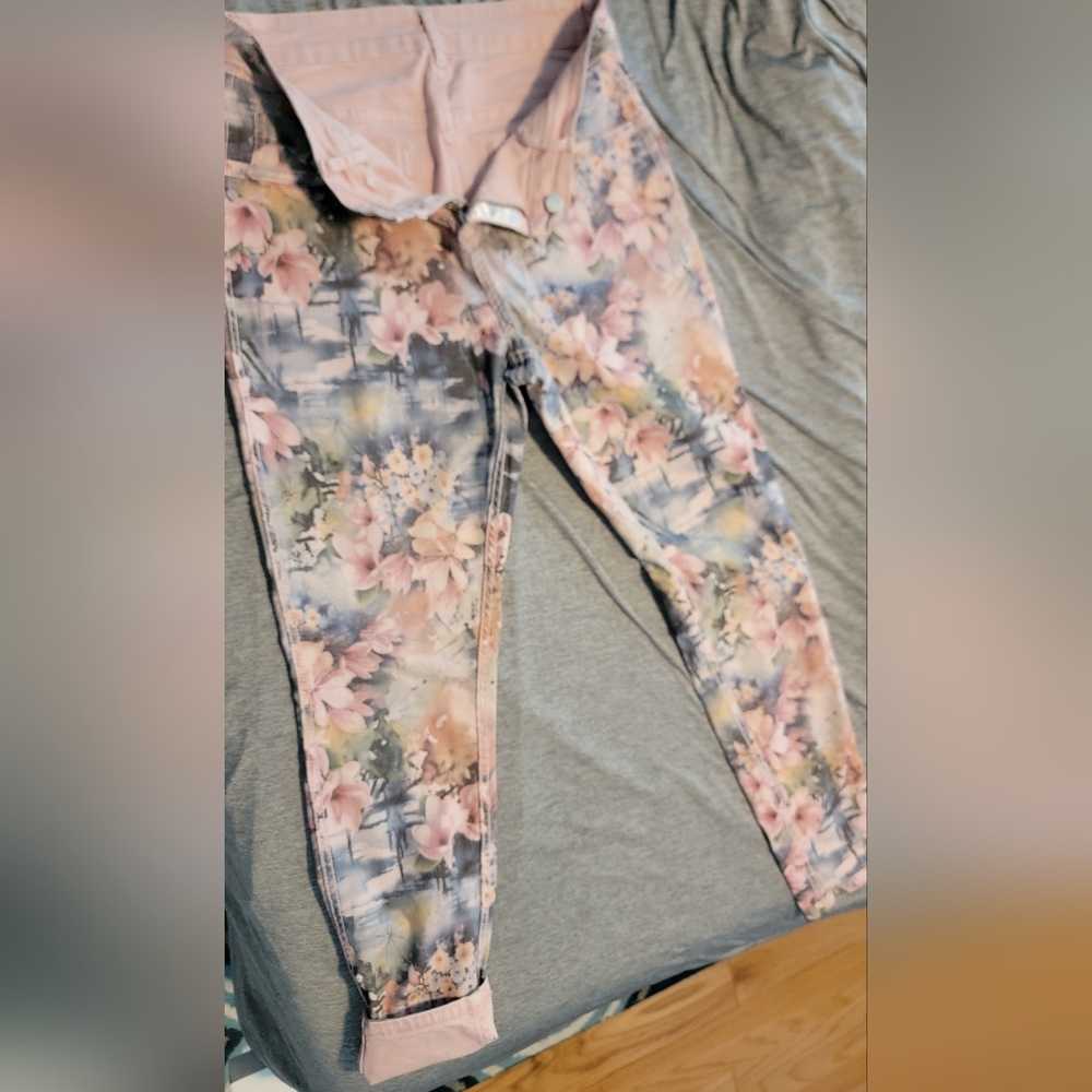 Venus Floral Print, Reversible Jeans
